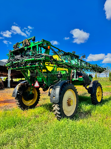 JOHN DEERE 4730